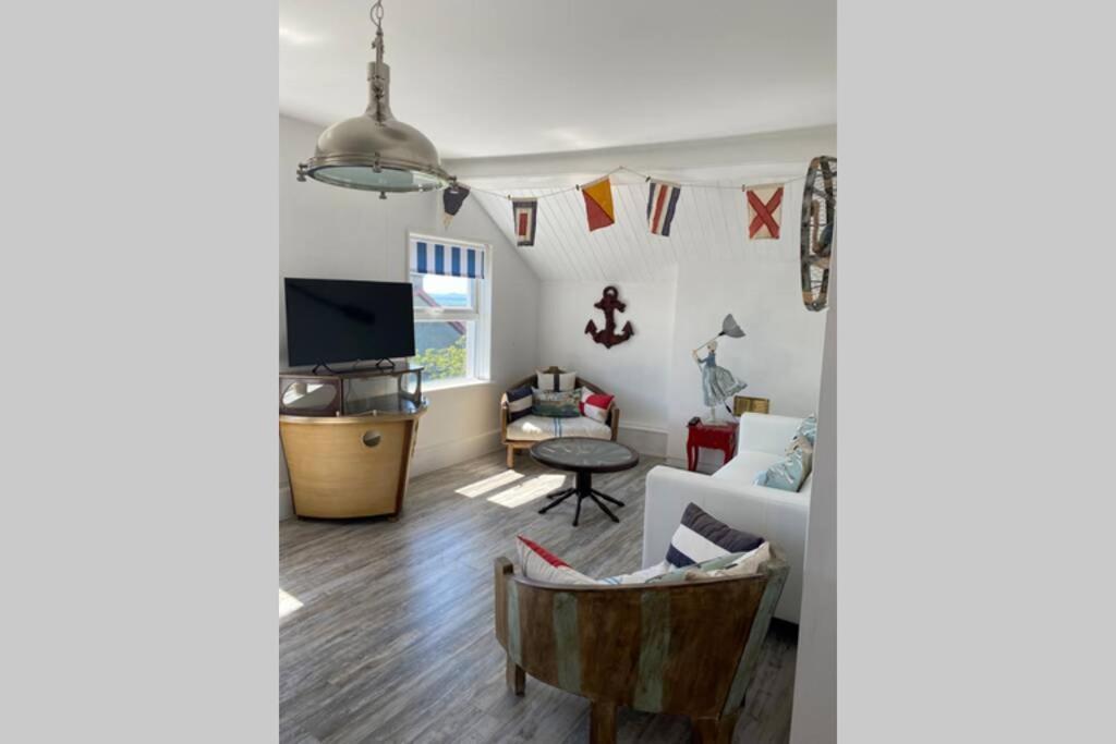 Seagulls Rest Marine Themed Seaview Apartment Criccieth Exterior foto